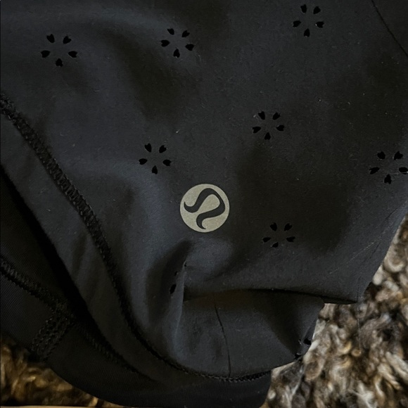 Lululemon Skort - Picture 5 of 6